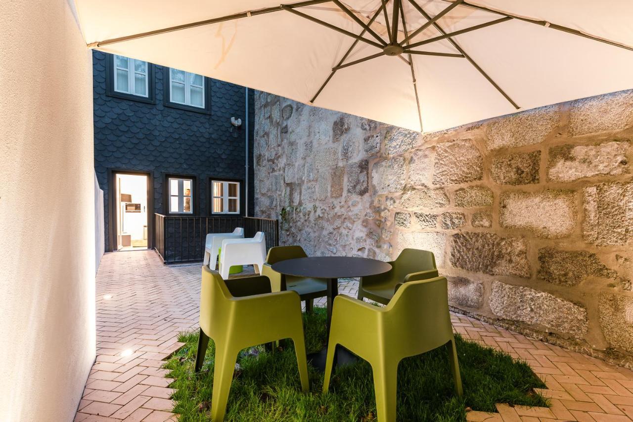 Door 65 - Historical Center Apartments Porto Bagian luar foto