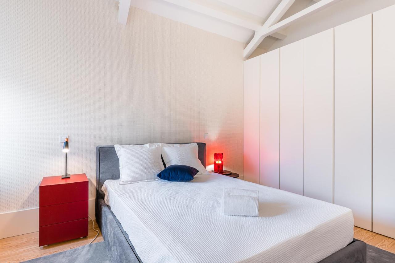 Door 65 - Historical Center Apartments Porto Bagian luar foto